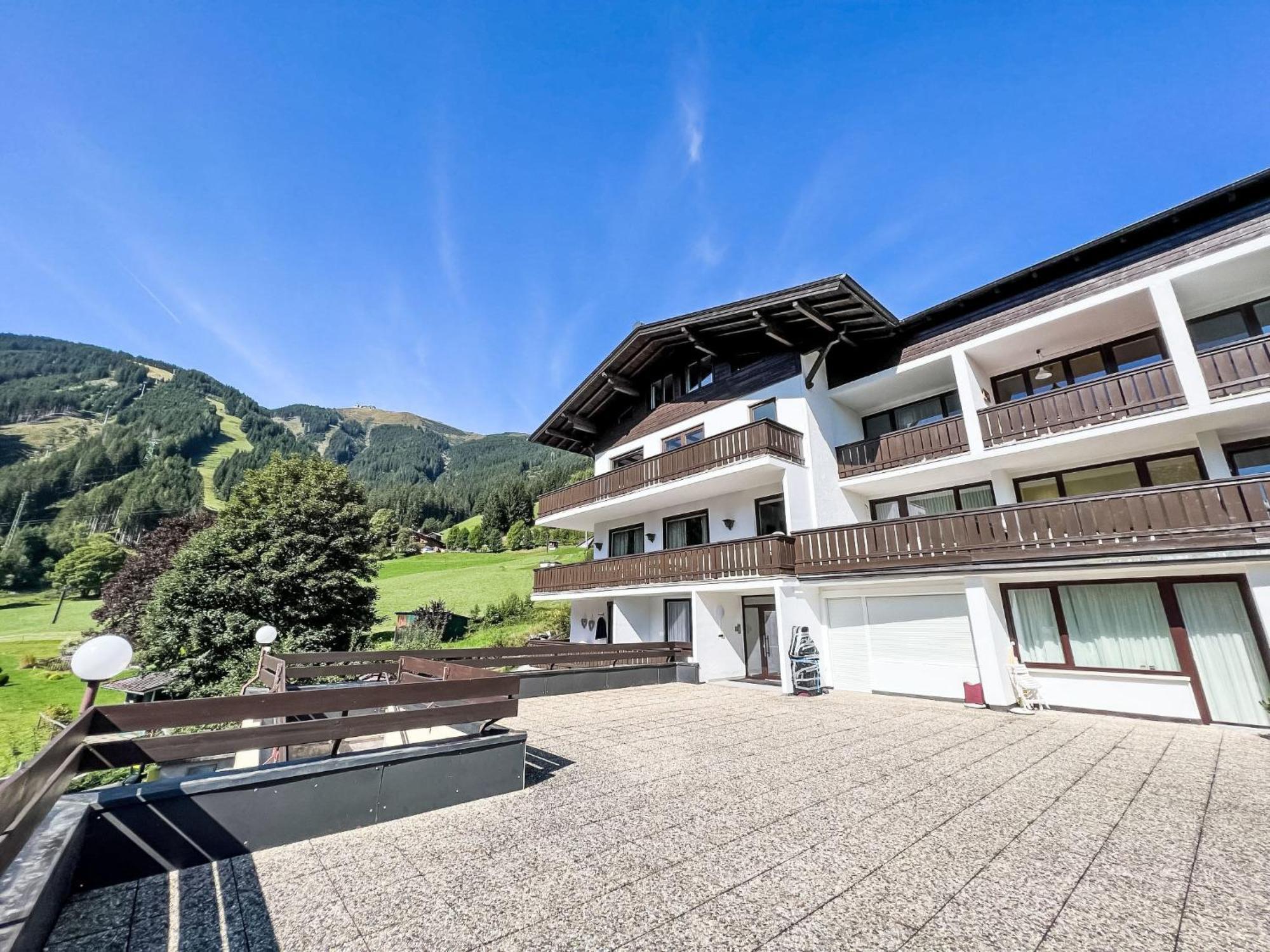 Apartment Holger By Interhome Zell am See Eksteriør billede