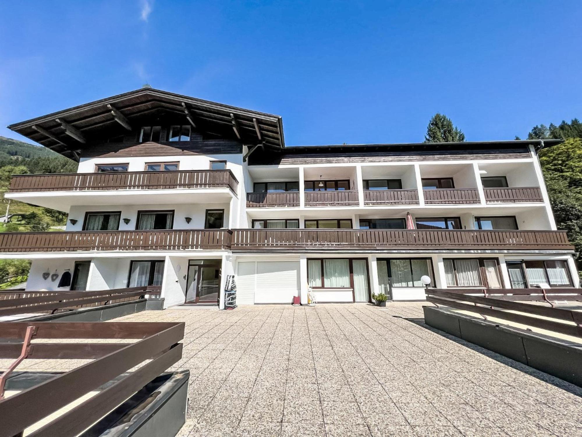 Apartment Holger By Interhome Zell am See Eksteriør billede